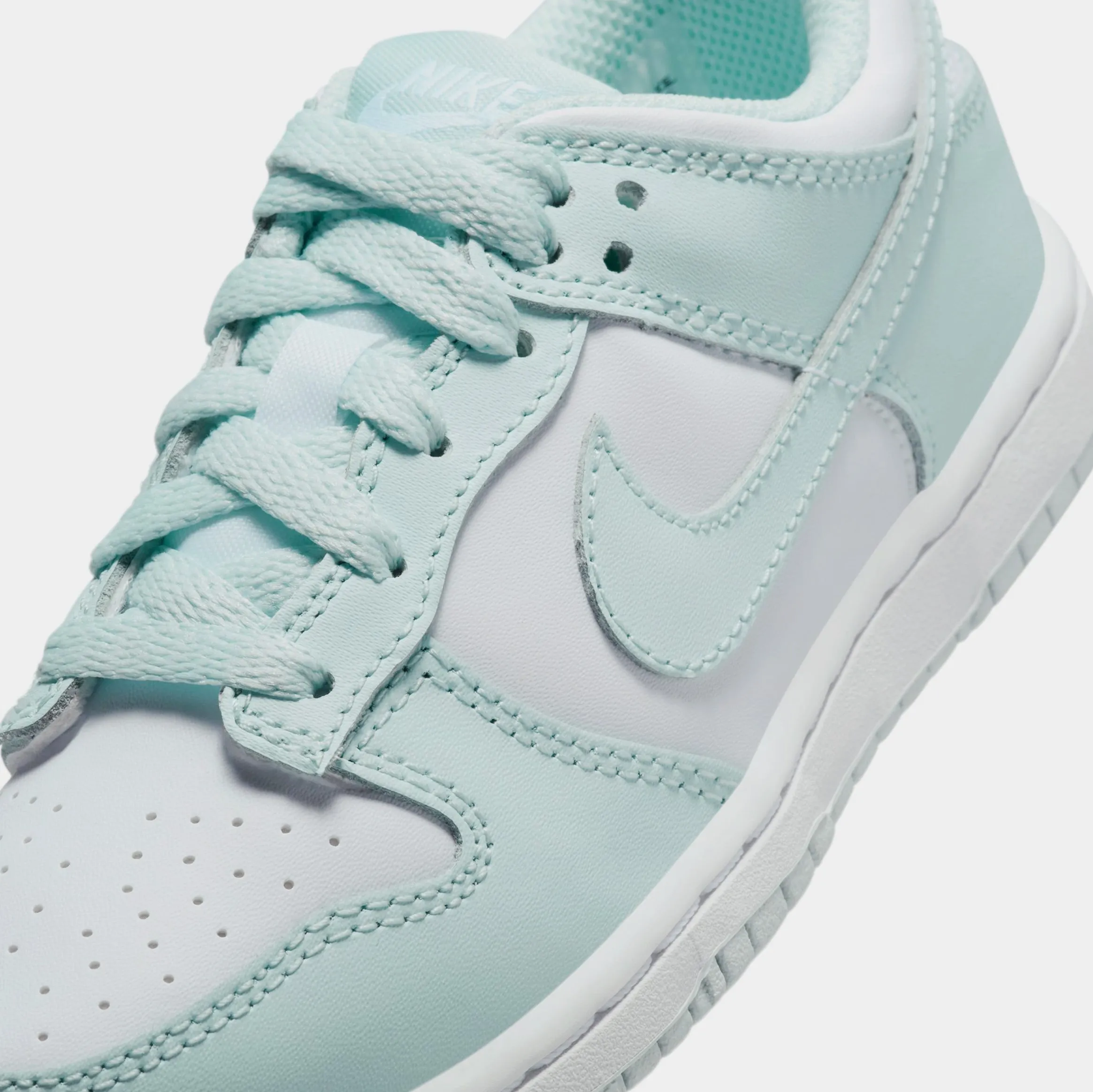 Dunk Low Glacier Blue Preschool Lifestyle Shoes (White/Glacier Blue)