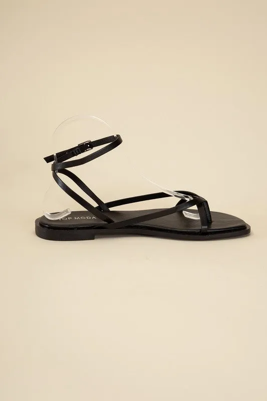 ELIO Flat Sandals