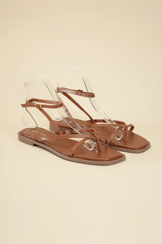 ELIO Flat Sandals