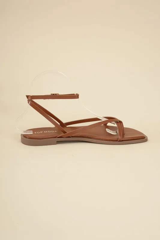 ELIO Flat Sandals