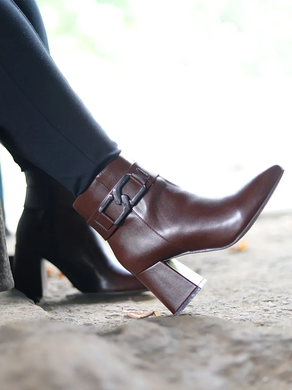 Enigma Brown Boots