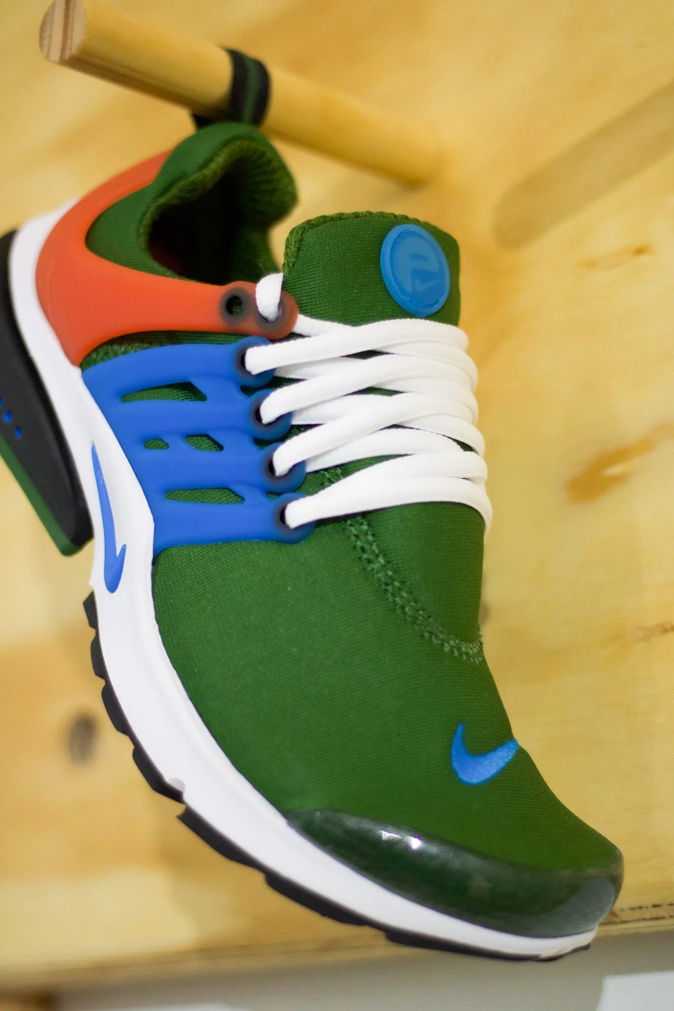 NIKE AIR PRESTO "FOREST GREEN"