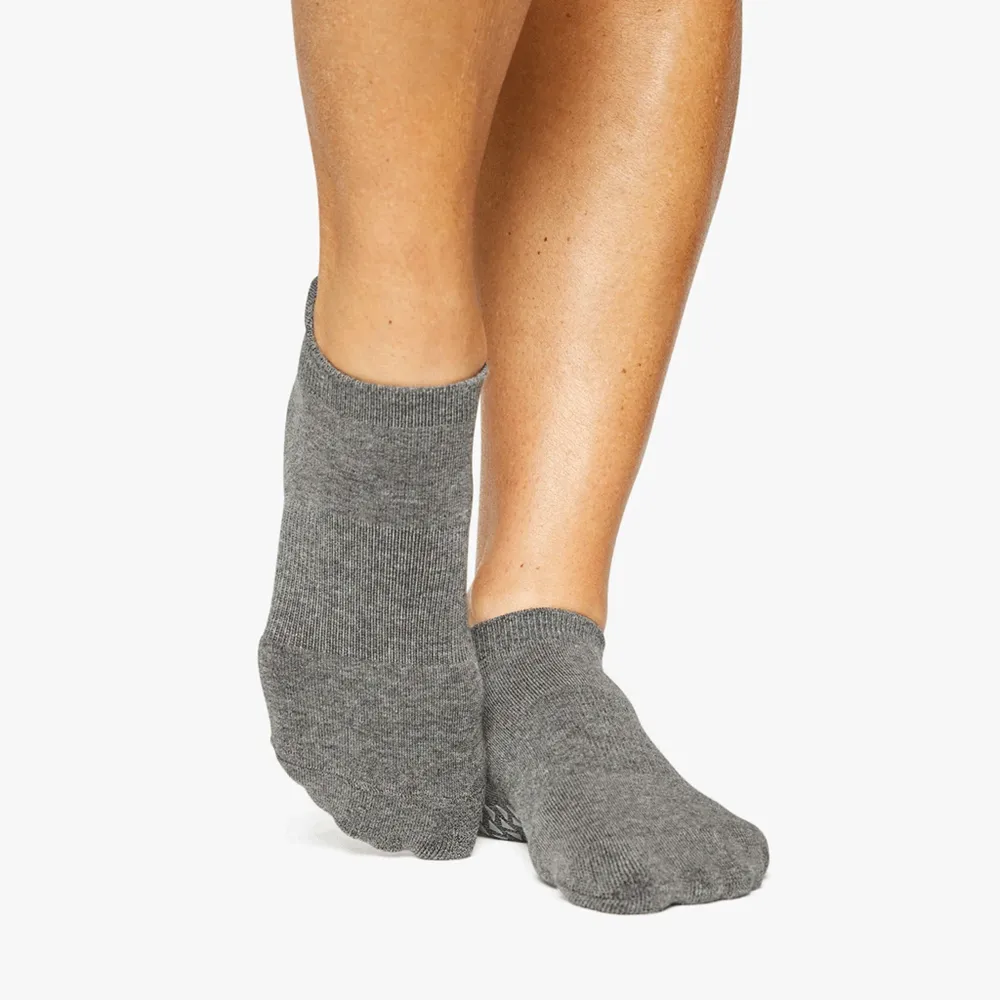 Pointe Studio Union Full Foot Grip Sock