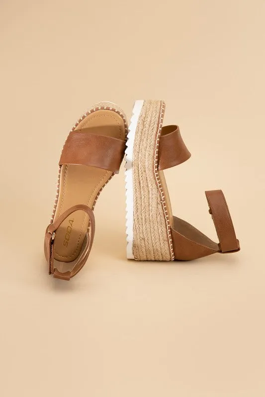 Tucker  Platform Sandals | Tan